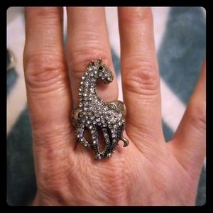 Giraffe ring